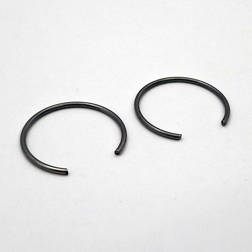 Pair Of Harley Davidson Piston Pin Retaining Rings Wiseco Pistons BC22308